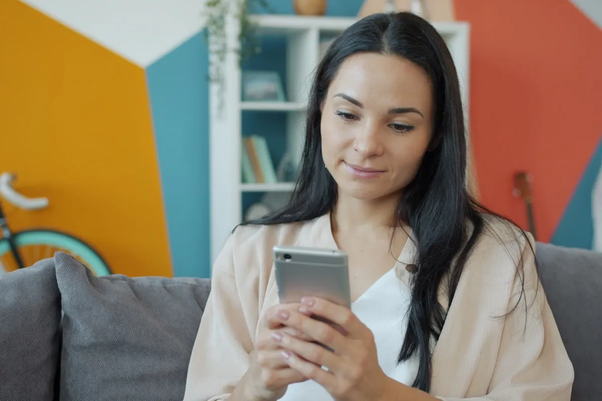 Beauty salon: should you reply to Instagram DMs in the evening and at weekends?