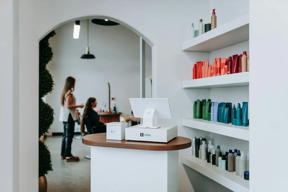 Réponse automatique Instagram pour salon de beauté : le guide complet (2026)